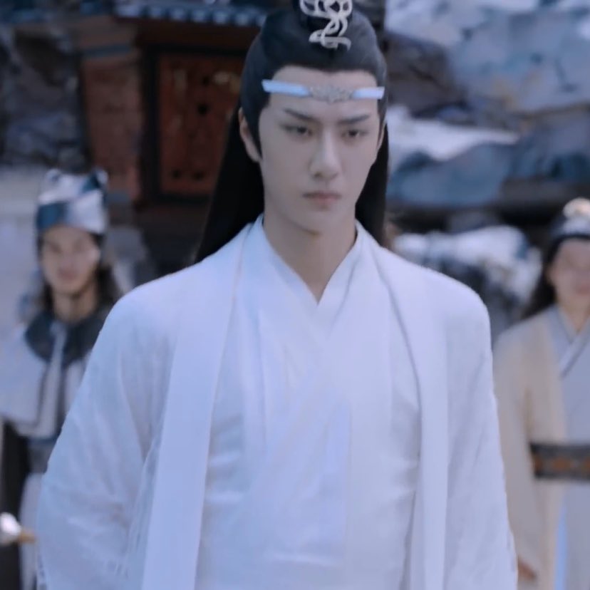 lwj’s robes in cql/the untamed a thread: