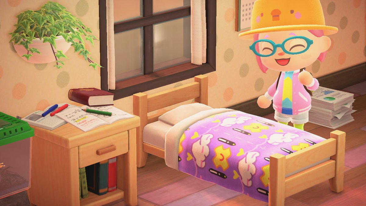 Baubear's tweet photo. A Drifloon quilt! Look at this happy fellow! This and the NookPhone case were both inspired by @Rumwik #AnimalCrossing #ACNH #NintendoSwitch https://t.co/7gsa7kqPU4