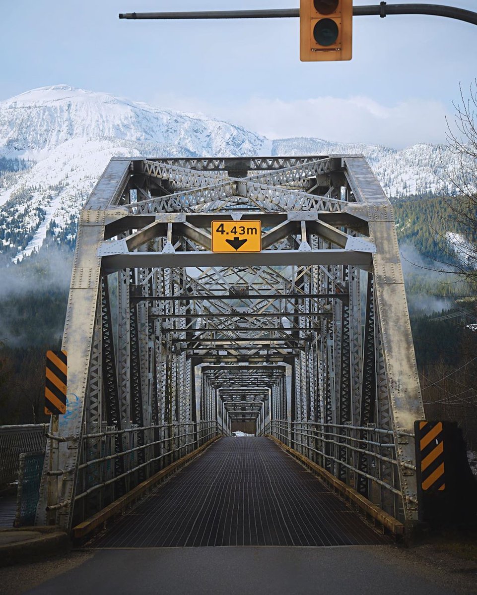 Roll-your-windows-down-weather is almost here! ⁠
⁠
Scenic drives are a wonderful way to pass the time. Be sure to appreciate the sounds of Revelstoke as you drive through it. ⁠
⁠
The whir of the Big Eddy Bridge is a common favourite.⁠
⁠
📸 @theexpeditionist⁠
#TheRealStoke