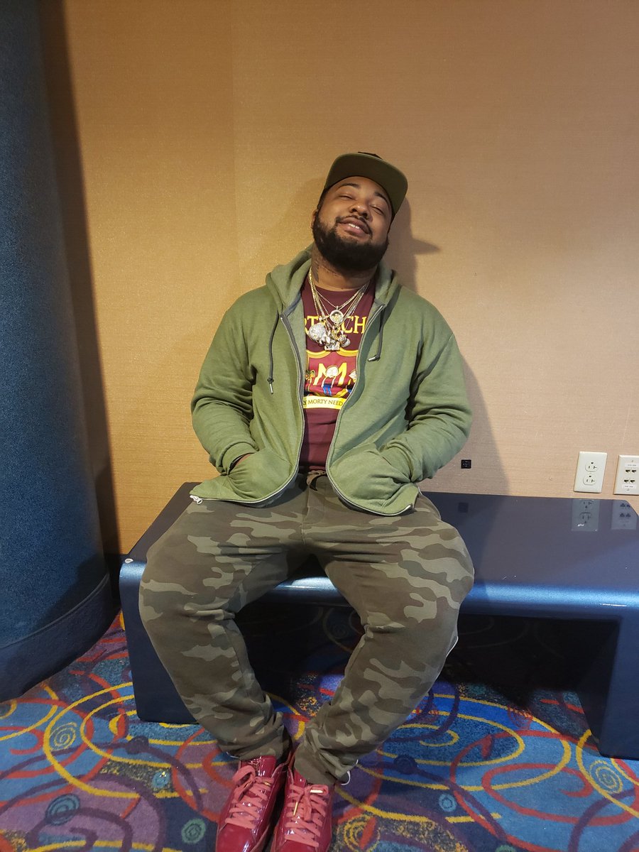 GetJoeCash's tweet image. Wen u think back a few months wen all the fun stuff to do wasnt shut down