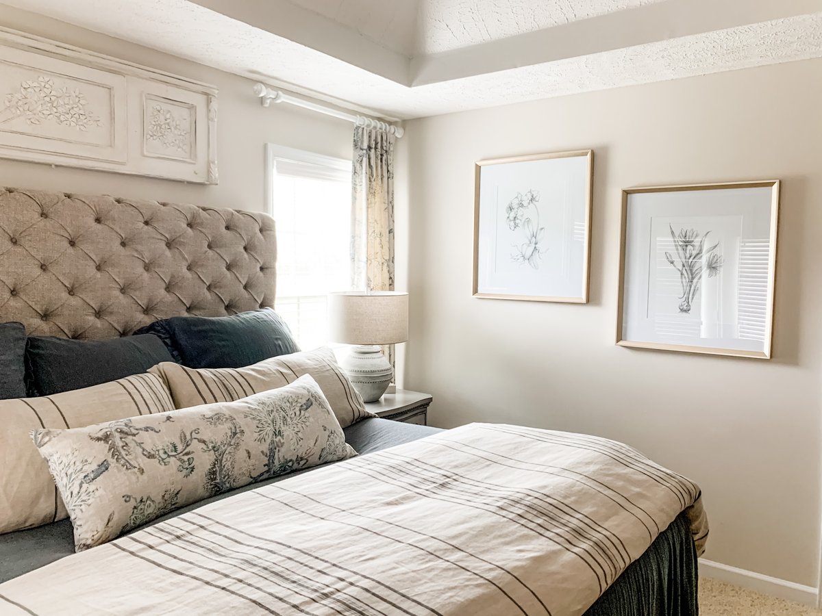 Decorating_Easy's tweet photo. Quarantined = more time to make videos.... Master Bedroom Tour.  I hope you enjoy.  https://t.co/vFcXcWFugP https://t.co/bfU2Ay5rSQ