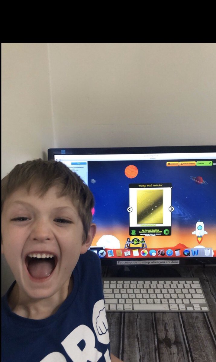 WHAT!???!?  GOLDEN GALAXY!!!!   <a href="/EducationGalaxy/">Education Galaxy</a> @kmccray89 <a href="/kdhh8105/">Kim Herring</a> <a href="/mrsgray620/">Hannah Gray</a> @jessica65099784 @