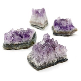 Shop_Boshemia's tweet photo. Loose gemstones in stock like these Amethyst Clusters 
#amethyst #amethystcrystal #healingstones #practicalmagicbyboshemia https://t.co/IlBXTHoRzu https://t.co/g9zMCY5szD