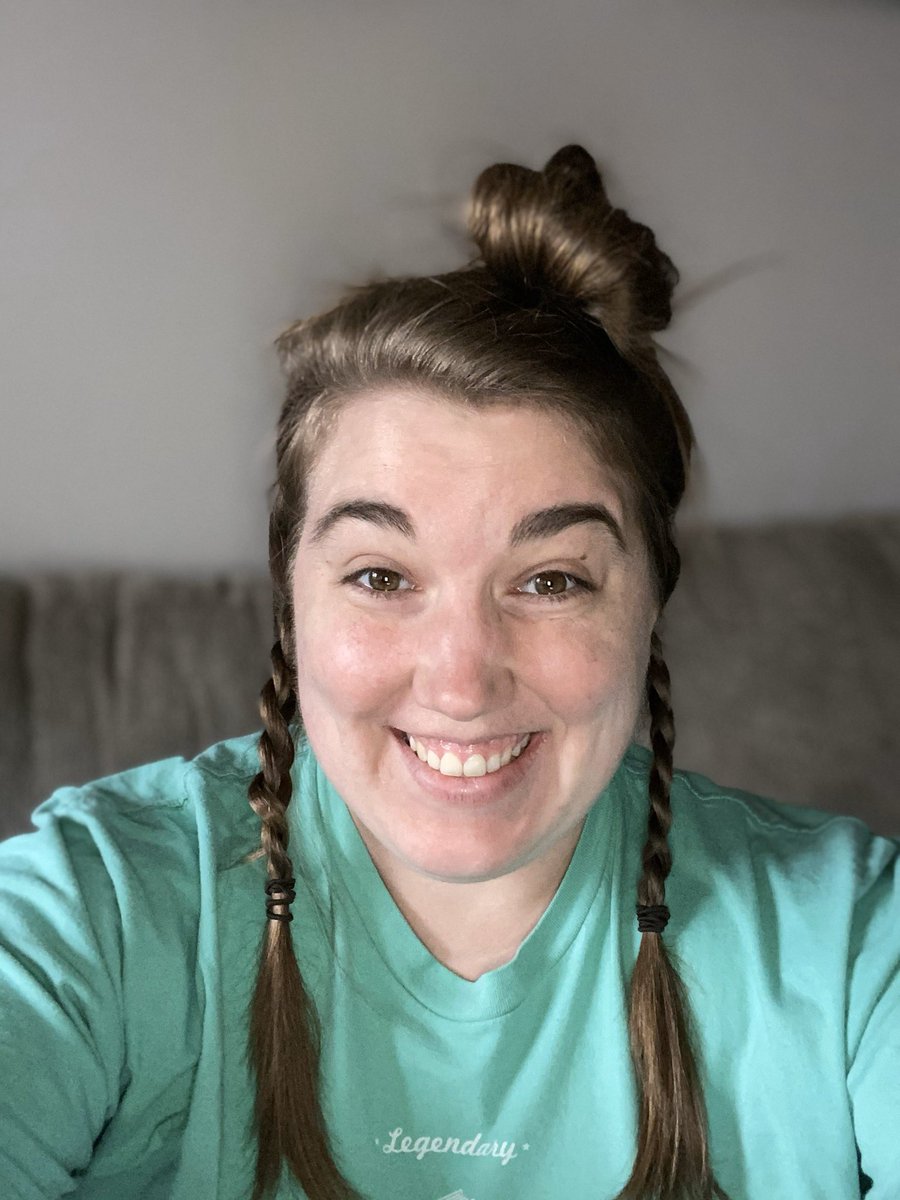 lectriclibrary's tweet photo. @LincWildcats Gotta show that school spirit!! #crazyHairDay #BeKind https://t.co/43G8zLCRZg