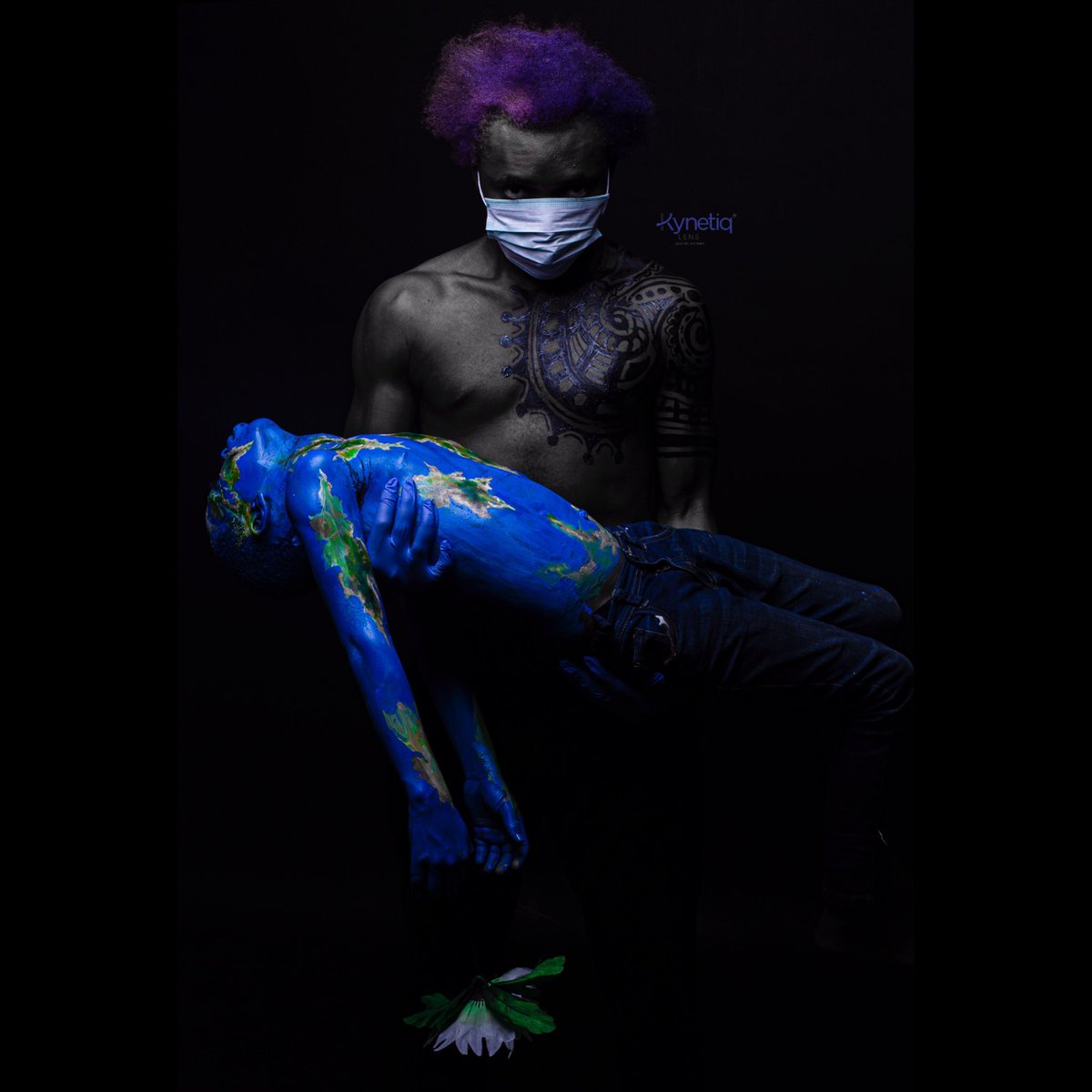 ilupejuexp's tweet photo. The earth 🌍 is sick and needs time to heal, let’s all play our parts by staying indoors and staying safe.
:::
Studio: @kynetiqstudios @kynetiqlens 
Creative Director: @lord_vemor 
Photographer &amp; Editor: @jojos_grip 
Art: @FNwazu 
Model: @realdopeworld 
:::
#covid_19 https://t.co/JlszcZGAhA