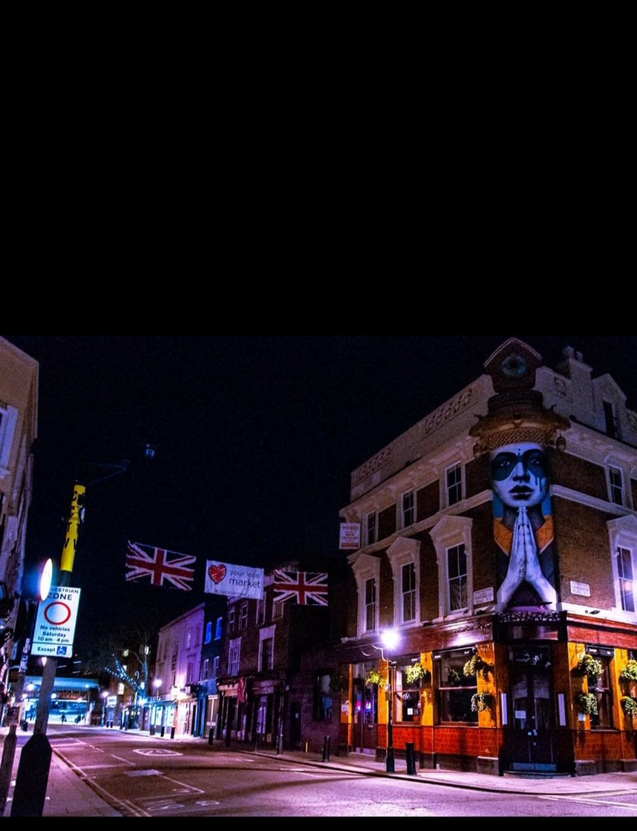 azouzSyria's tweet photo. Business are closed and the streets are empty. 
#StayHomeSaveLives #London #UKlockdown https://t.co/EGHerp3qn4