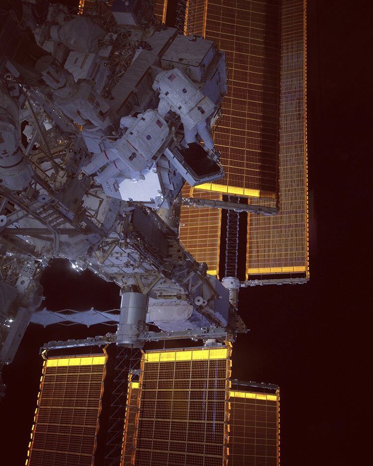 But we just got here! In this #ISSyearTBT unpublished memory—Just over a week after we arrived, friends @AstroHague and @AstroAnnimal went out the hatch to do their first spacewalk. I was in awe watching them out the window.