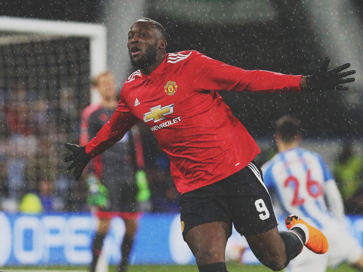 14. Romelu Lukaku - 2017/1827 goals and 9 assists. Scored 5 goals in the Champions League. Was the main reason why we finished 2nd in the Premier League.Was involved in a goal in every round of the FA Cup leading up to the final too. Our most consistent player of the season.