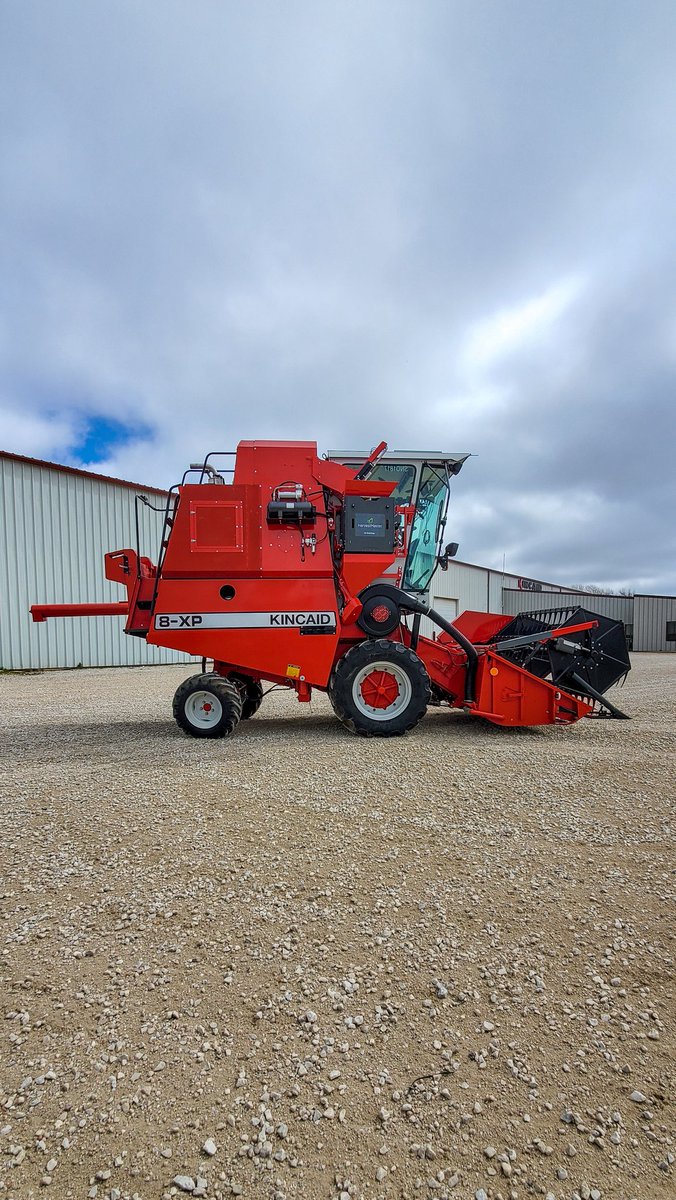 KincaidEquipmfg's tweet photo. Another Kincaid 8XP #combine with high capacity grain gauge being delivered Innovative Mexico. Thanks for your continued business!!!
.
.
.
.
.
.
.
#plotcombine #multicropping #combines
#farming #agriculture https://t.co/aIIUZjv6eS