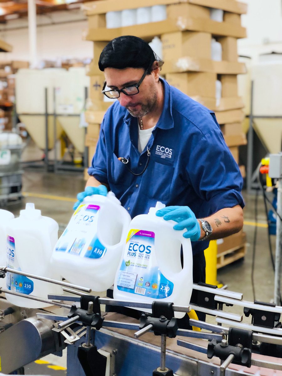 ECOSCleans's tweet photo. #ThoughtfulThursdays &amp; we’re sending out our immense gratitude 💙to our amazing operations team working overtime to meet the high global demand for green cleaning products.⁠⠀
⁠⠀
#cleanwithECOS #supportthefrontlines #ECOSfamily https://t.co/chelnt03IQ