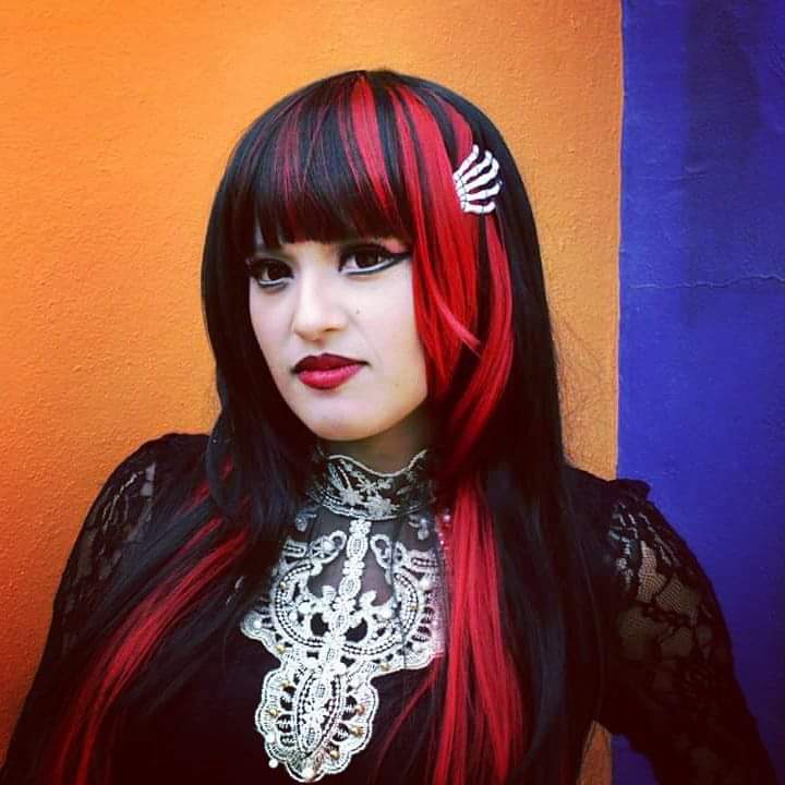 YESSI_BATHORY_'s tweet photo. Lolita mode on 
Lilita goth 
#Lolitafashion #lolitagoth #doll #gothgirl #GothicLolita #kawaiigirl #cosplay #girl https://t.co/5mRM9kyGbz