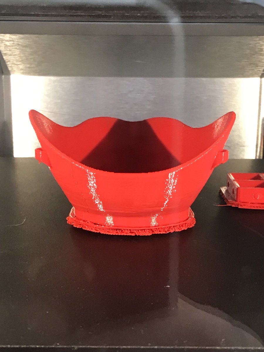 AnnaSeiders1's tweet photo. Attempting to 3D print masks for the hospitals, we’ve got 3 and hopefully more. DM me for STLs and make some more! @TahilianiPriya @PerryNBCBoston @Mass_STEMHub #EHSSTEM #everetthigh #3Dprinting @makerbot #staypositive #WeCanDoThis https://t.co/YKM9bYGMd6