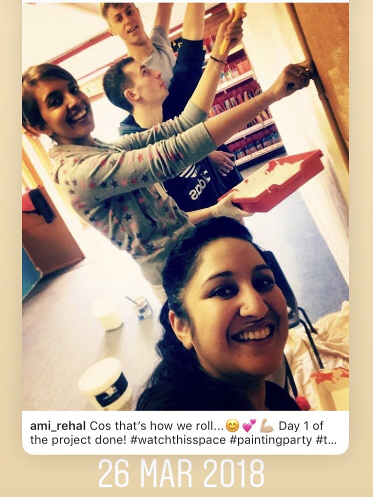 Miss_Rehal's tweet photo. So this just popped up on my memories! Photo 1: only 2yrs ago we started this project. Photo 2: the finished product- our KS1 library. Photo 3: @MrsGouldingKMPA opened our wonderful library up to parents! @kestrelmead 💕📚#alwaysmakingprogress #lovetoread #readingforpleasure https://t.co/eLDEnrlpbo