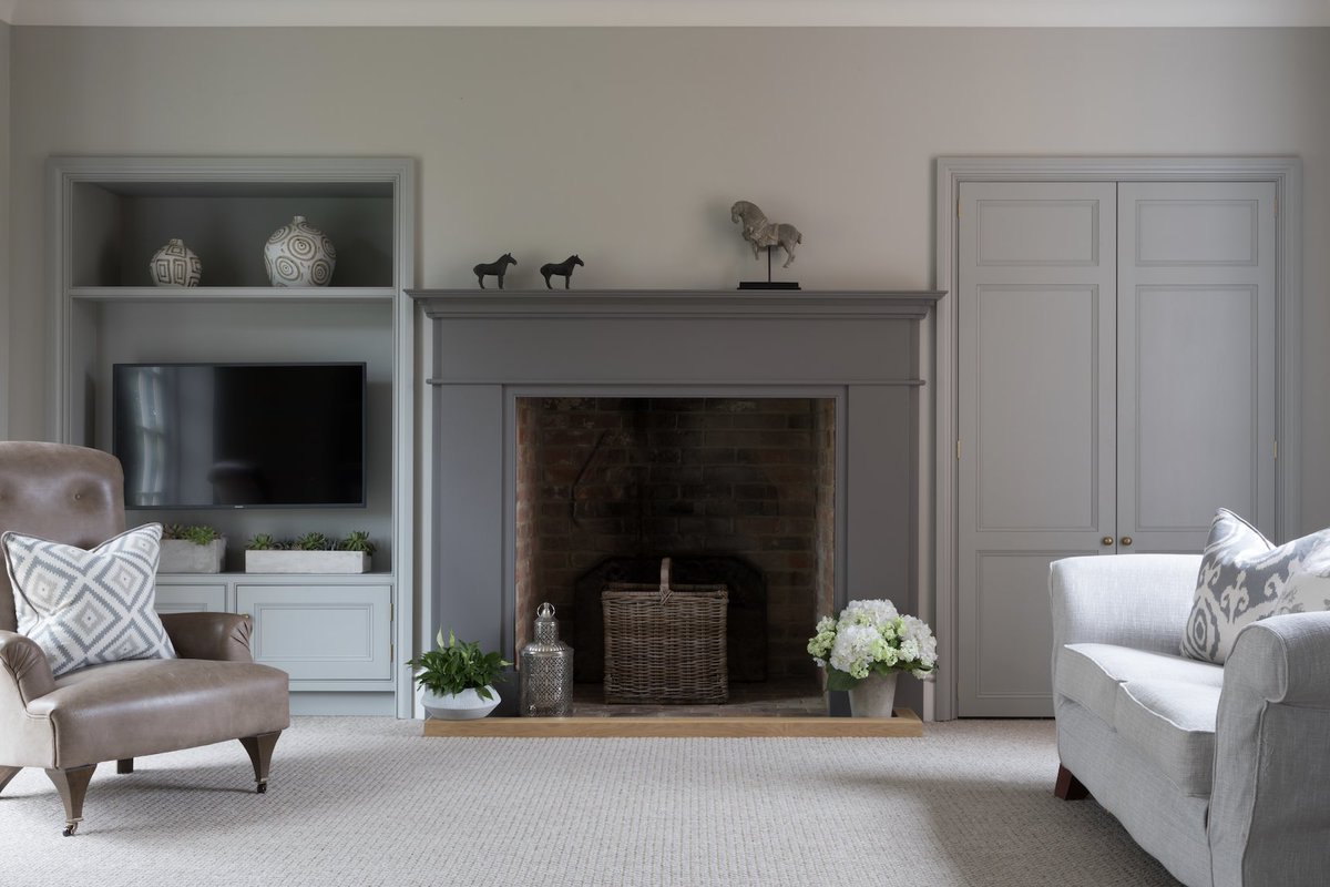 Our Sisool Masai floorcovering in ‘Soft Grey’ features in @humphreymunson ‘s stunning Cranbrook project. 📸 @paullmcraig 
#interiordesign #humpreymunson #interiordecor #floorcovering #carpet #luxuryhome #interiordecor #homeimprovement #carpeting #interiordesigner #crucialtrading