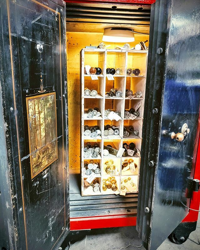 reusedepot's tweet photo. Glass door knobs? Yes we have those beautiful gems under lock and key. Come in and take a peak. #glass #glassknobs #crystal ##doorhardware #door #knob #recycle #salvage #upcycle #remodel #replacement #design #diy #projects #vintage #antique #treasures #l… https://t.co/r20BrJTeX1 https://t.co/kF7YIwuTJU