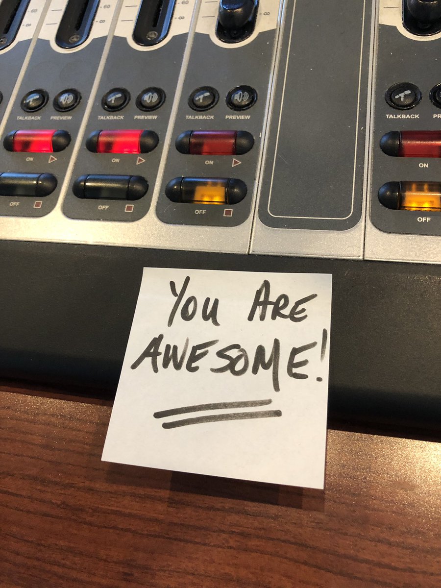 mikeonshine's tweet image. Greeted by this note when I got to work today! 😀 Thinking it was from @DarrelDaniels ?? #kindness #yyc #backatcha