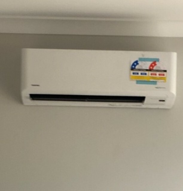"Daniel and Luke were punctual and were able to replace a split system air conditioner in a hard to reach corner of the roof. Really happy and appreciate the work that they have done." 5 Stars ⭐⭐⭐⭐⭐ Chex from Reservoir, VIC recommends Melbourne HVAC Services [Split Syste…