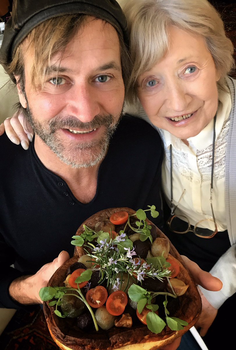 SteveNormanReal's tweet image. Wot a birthday that was! Having family and friends round via vid conferencing is the only way forward.Big thnx to you, my lovely Sabrina @Stereoblonde for organising it and for this fab cheesecake/quiche hybrid.Thnx to all for the birthday wishes. Stay safe and well, love Steve x