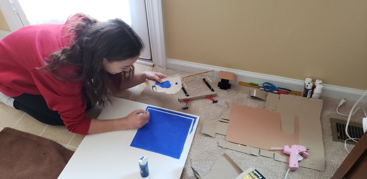 good_elo's tweet photo. For today's STEAM challenge, my girl is creating a scaled(ish) model of her gym!
#StayConnectedCPS
#ForHerPeeps
#Diorama https://t.co/DlDG8mkNqy