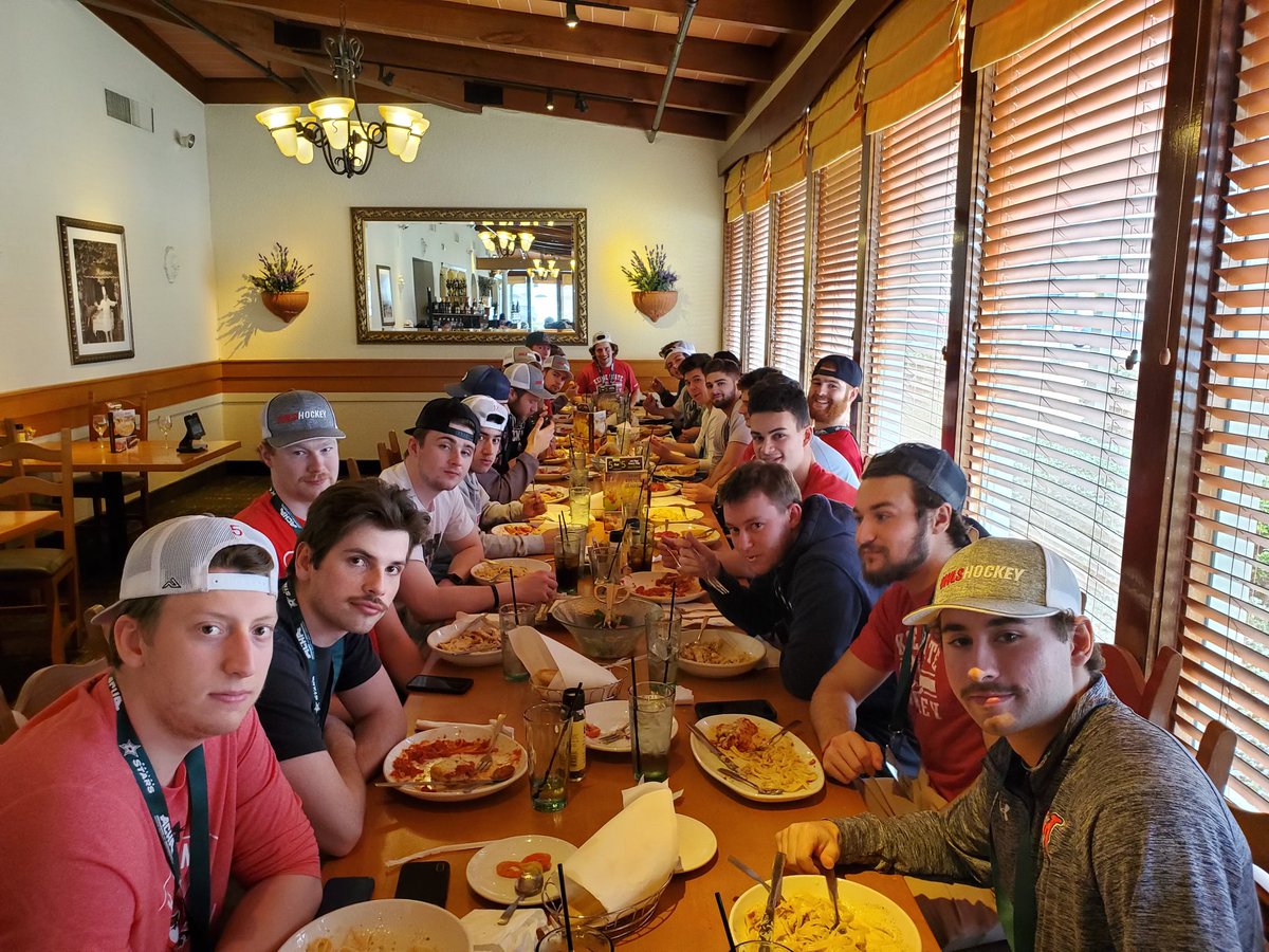 KSCClubHockey's tweet photo. #TBT this date last year we were wrapping up our trip to Dallas for the 2019 National Tournament. Not being there this week still hurts. https://t.co/3bAkUpvLY0
