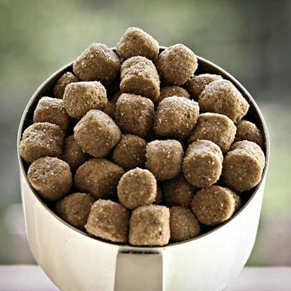 MultCoPets's tweet photo. MCAS will begin distributing pet food to qualifying community members by appointment in response to anticipated economic challenges related to COVID-19. Call the shelter’s main phone number, 503-988-7387, to learn more.
#pdxCOVID19 #PetFood #WeGotThisPDX
https://t.co/oeCtepawXm https://t.co/lOsWeerq0l