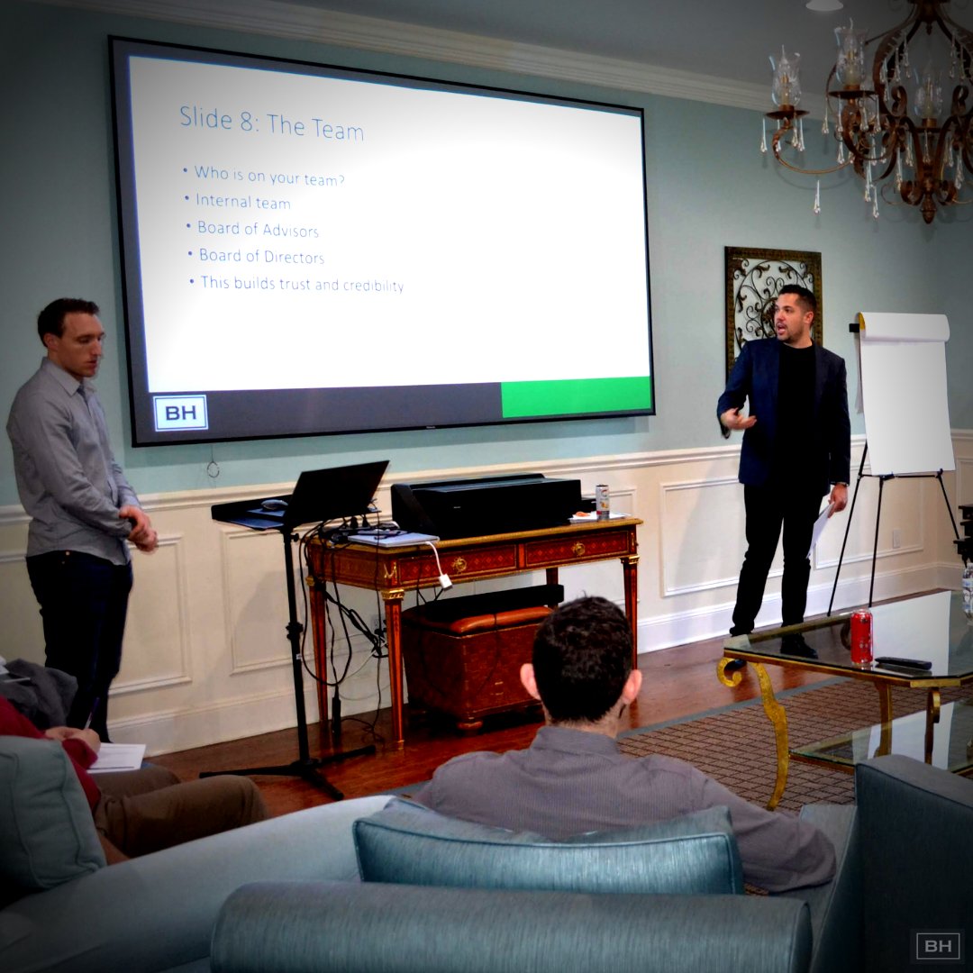 BRHarrington7's tweet photo. Tag your dream team during this Covid-19 situation! 💪

LEVEL-UP TIP👉 Entrepreneurs need to have a dream team to be successful —and to grow exponentially.

#dreamteam #entrepreneurship #successaddicts https://t.co/HCaiAI7w47