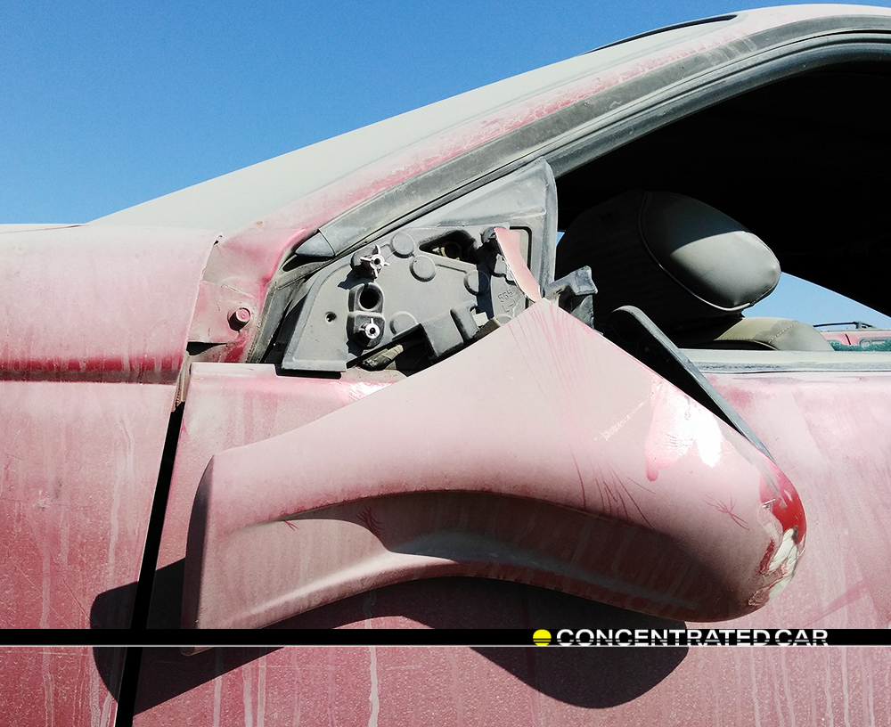 concentratedcar's tweet photo. @ford #probe gl 3/3: rear-view mirrors had more style than impact resistance. https://t.co/p3YiuYQgGa