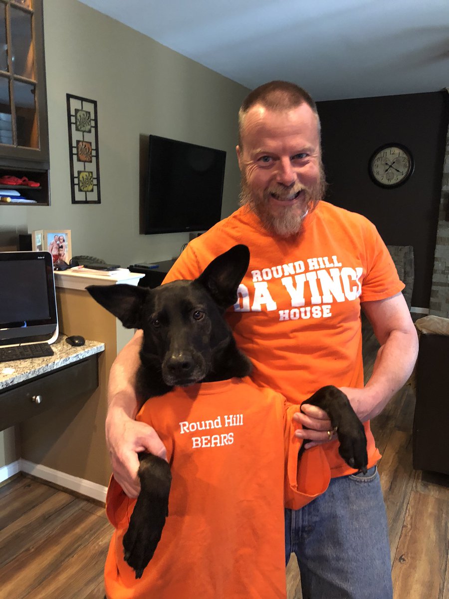 Who rocks the house when school is out?? DaVinci rocks the house. Miss seeing all my DaVinci family. <a href="/RoundHillES/">Round Hill Elem</a>