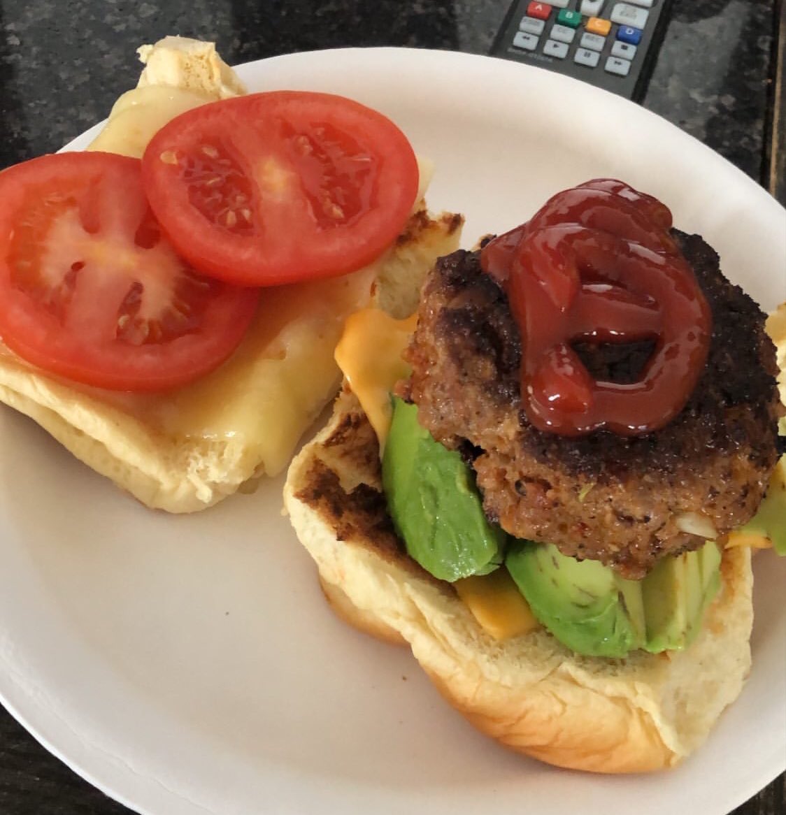 Quarantine got me making burgers like I’m Burger King! 1. Japanese Rice Bun Burger2. Chorizo Burger