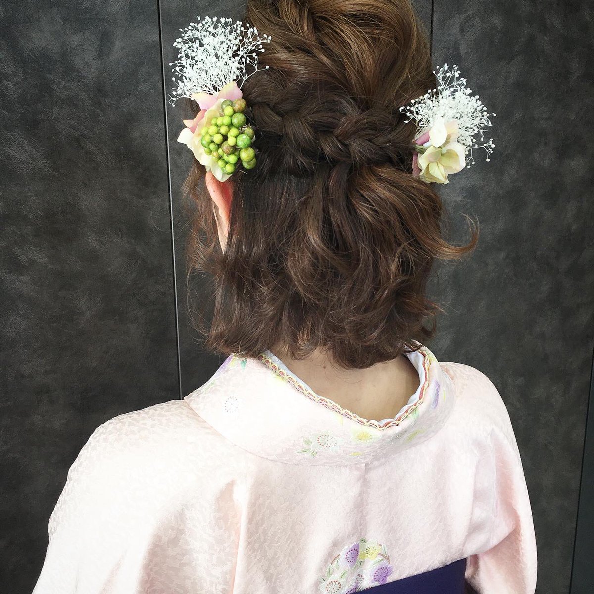 Hair Alouetteヘアアルエット Auf Twitter 娘の担任の先生のお支度をさせていただきました そして今日は先生の退職の日 寂しいけど新天地でのご活躍を期待してます ヘアアクセは全て Champsdefleur Jp さんオリジナルです 卒業式ヘア 卒業式先生 卒園式 袴