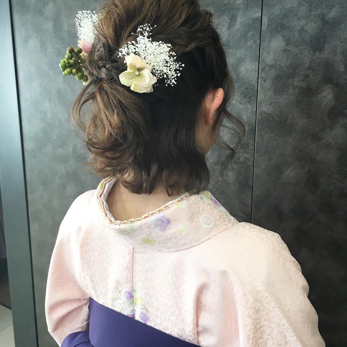 Hair Alouetteヘアアルエット Auf Twitter 娘の担任の先生のお支度をさせていただきました そして今日は先生の退職の日 寂しいけど新天地でのご活躍を期待してます ヘアアクセは全て Champsdefleur Jp さんオリジナルです 卒業式ヘア 卒業式先生 卒園式 袴