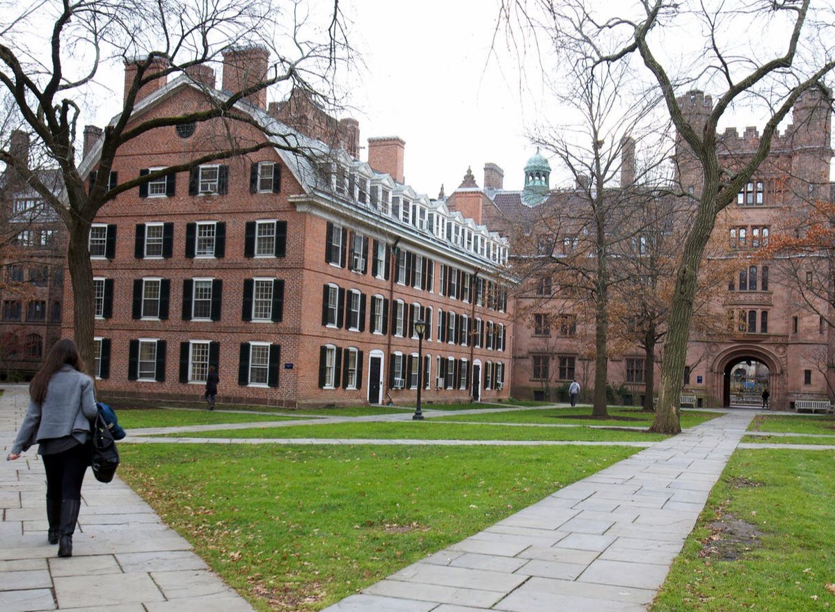 HumanIntegrated's tweet photo. Did you know that Yale University is offering a free course online? It is about how to be happier in your daily life which is something we could all use some tips on right now. Thanks to our team member Shelby for this awesome recommendation! https://t.co/ekiRWRuDhq https://t.co/EjFavrhci7