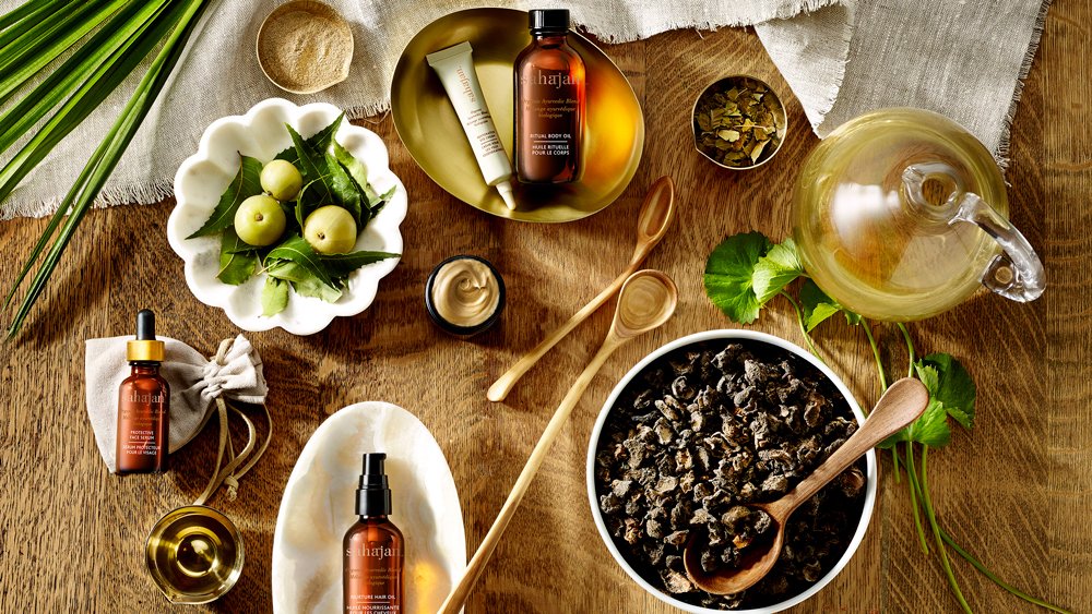 Dünyanın en eski tıp sistemlerinden biri olan Ayurvedik tıp (Ayurveda), Hindistan'da doğmuştur ve binlerce yılı aşkın süredir kullanılmaktadır.,alternatif ve doğal sağlık sistemidir.  #alternatiftip #ayurveda #sagliklibeslenme #saglikliyasam #tibbibeslenm bit.ly/39qv7fH