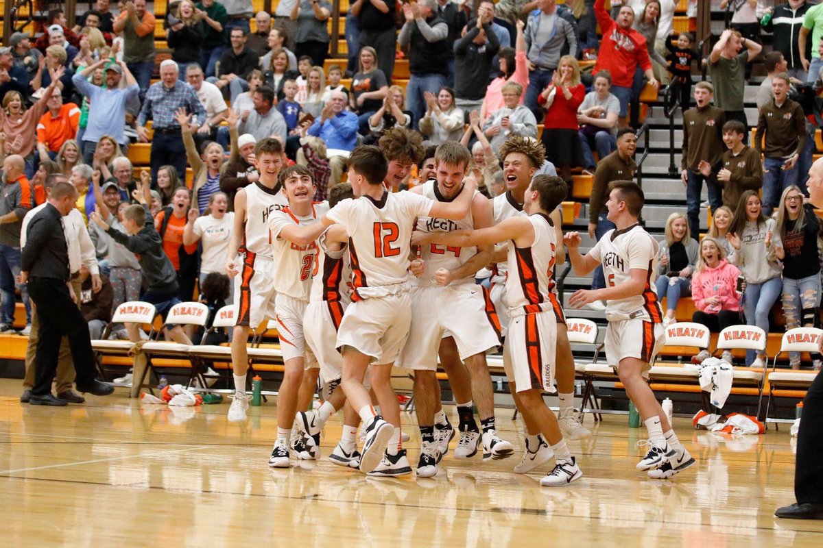 CoachBJewell's tweet photo. If You Are a basketball Player or Coach, Please Join The Challenge Of Posting A basketball Photo. Just One Picture, No Description. Copy The Text In Your Status, Post A Picture And Look At Some Great Memories. https://t.co/vcnjHhjOWr