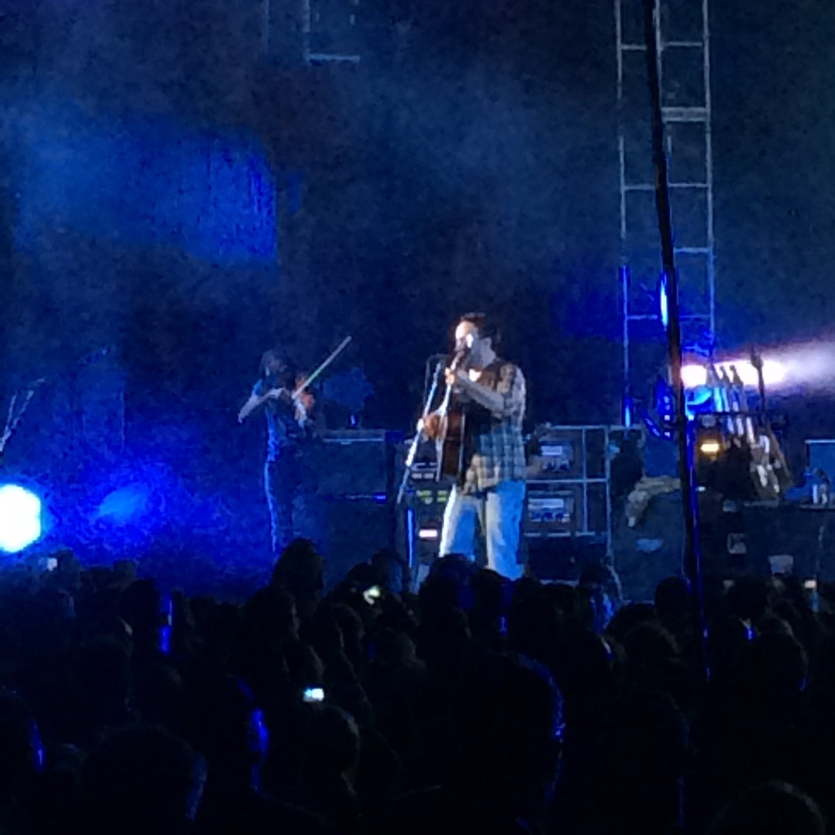 LouFerReal's tweet photo. #throwback. Can’t wait for #PayItForwardLIVE @davematthewsbnd https://t.co/LlNjDHPFHh