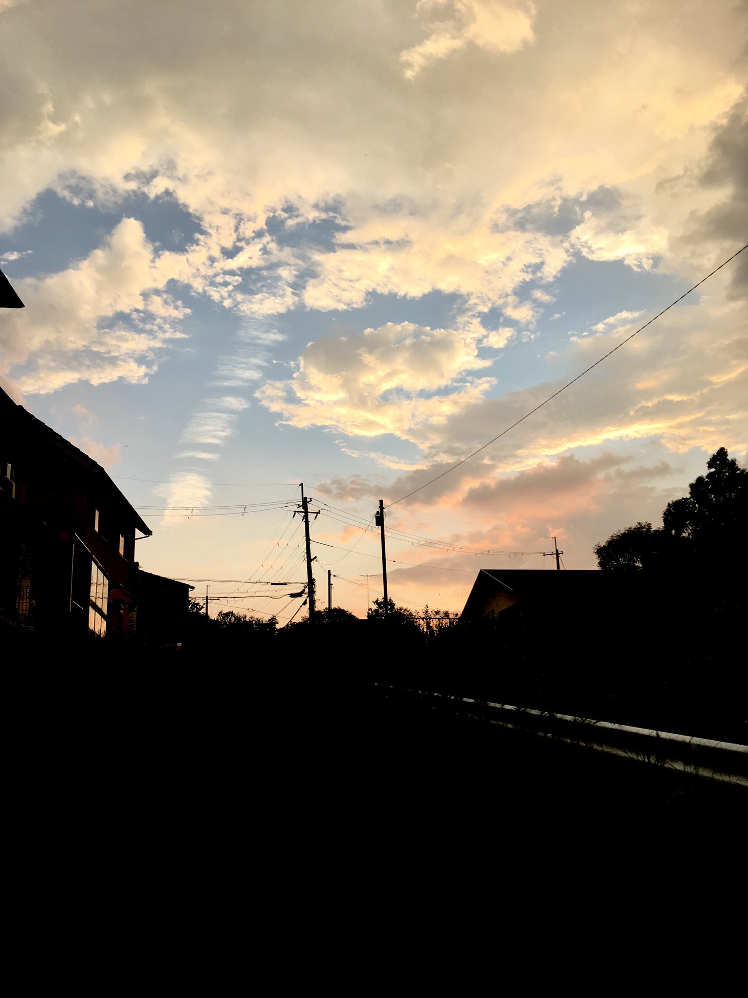 Twitter 上的 桜かをり 空の写真集 ﾟ 田舎の風景 綺麗だと思ったらいいね 自然 おしゃれ かわいい きれい 綺麗 風景 おしゃれ画像 夜景 街 田舎 カメラ 写真 カメラマン 綺麗な夜景 空 天気 曇り くもり 橋 風景画 風景写真