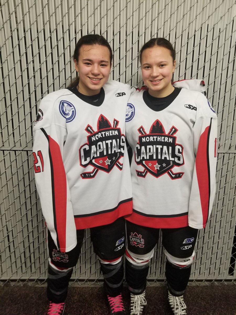 DebbieBau's tweet photo. @KylaJLane '05 AP played with older sister '03 for a couple weekends
#fmaaa
#bchockey https://t.co/yW45bH99vf