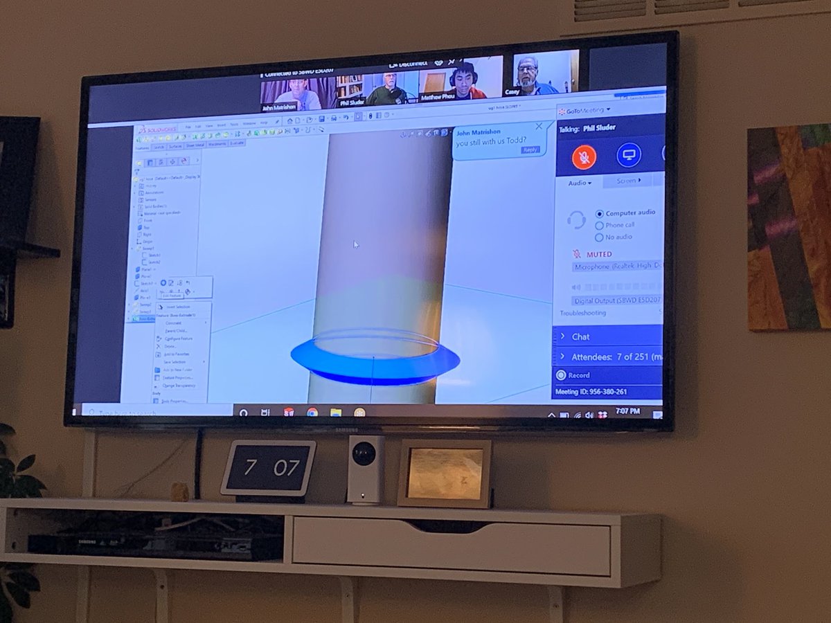 tahhhd's tweet photo. Virtually hanging out with @WMASS_SWUG & @CaseyG_Fl - Learning about flexible parts in @SOLIDWORKS with @Sluder #SWUGLife https://t.co/bugrZ2jXhY