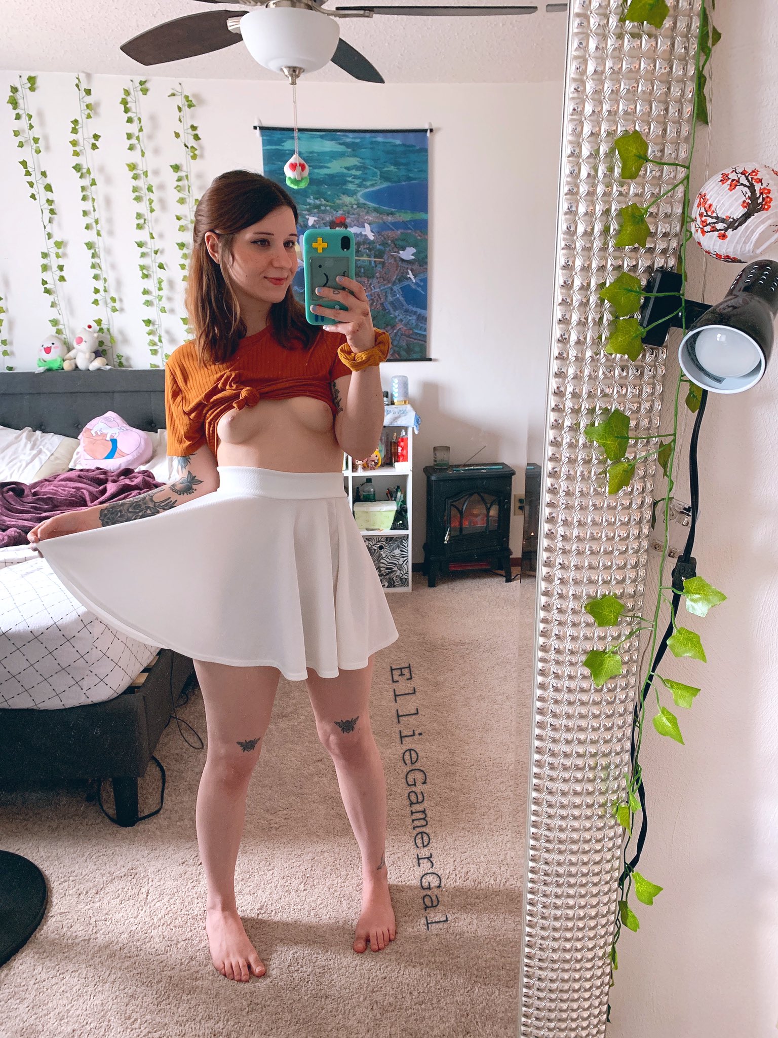 Ellie gamer gal