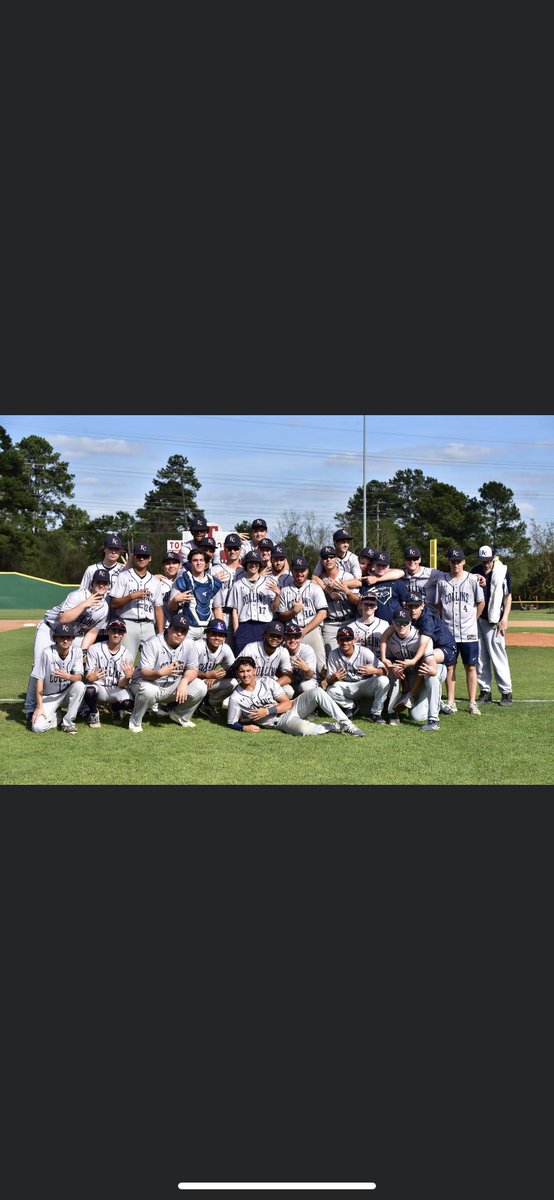 logan_lopez05's tweet photo. If you are a baseball person, please join the challenge of posting a baseball photo. Just one picture, no description. Please copy the text, post a picture and look at some great memories/pictures. #IMissBaseball https://t.co/ouLg3L2Tvw