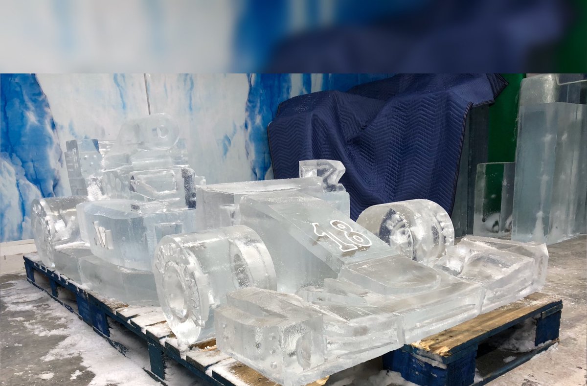 figuradehielo's tweet photo. Ice Car #figurasdehielo #esculturasdehielo #esculturaenhielo #bodas #weddings #planner #pabloicemanstudio https://t.co/y24pNuNok9