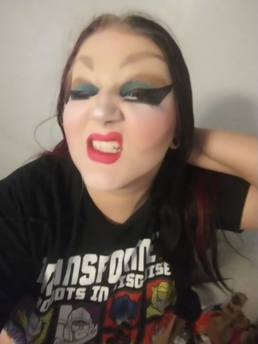 Tried drag makeup for the first time! Channeled <a href="/trixiemattel/">Trixie Mattel™</a> and <a href="/TheBiancaDelRio/">Bianca Del Rio</a> hard with this! Clown realness baby! Meet Anna Bortion!