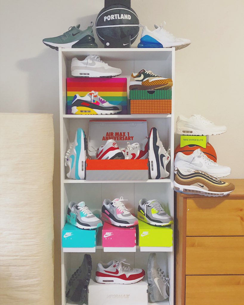 Happy Air Max Day!! 
🎈☁️💨
<a href="/NikeNYC/">Nike NYC</a> <a href="/AirMaxDay/">#AIRMAX</a> 
#AirMaxDay2020