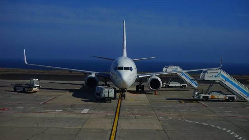 ConElMazoDando's tweet photo. ¡Medidas necesarias! Rusia suspende por completo tráfico aéreo para combatir al Covid-19 https://t.co/01BLVak25a  #ContraElBloqueoPatriaLibre https://t.co/grrHYHbd9Z