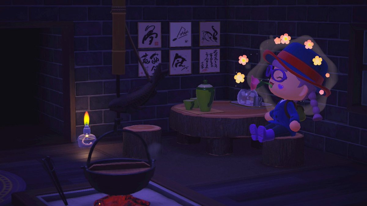 janieecat's tweet photo. It’s been stormy on my island all night so I finally got around to decorating my home 💜🔮 #ACNH https://t.co/JAOzhk3Njt