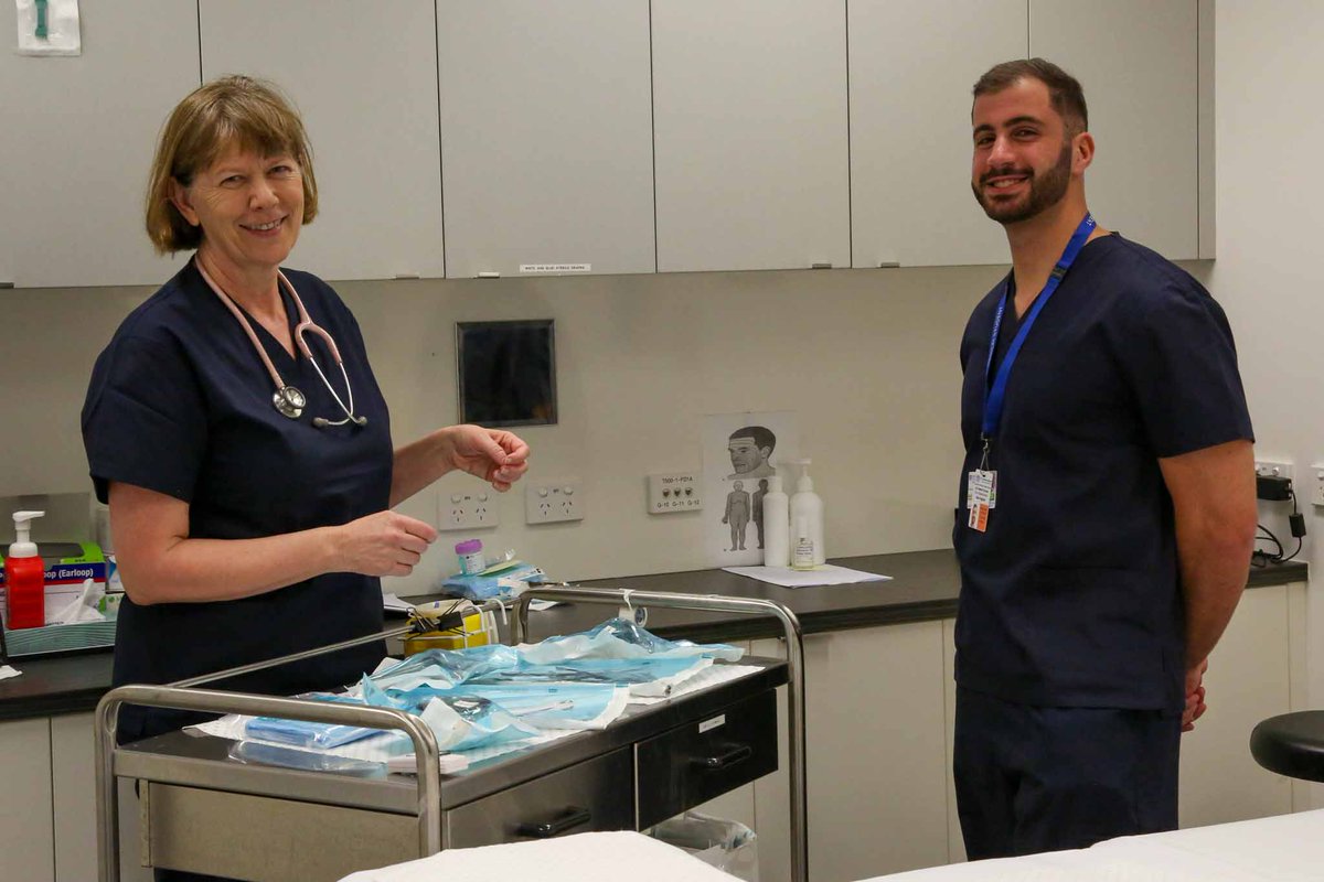 jcu's tweet photo. As the COVID-19 pandemic increases the strain on Australia’s health workforce, James Cook University medicine students are stepping up to help with the fight against the coronavirus. https://t.co/On948onHY1 https://t.co/31xjBiKpHP