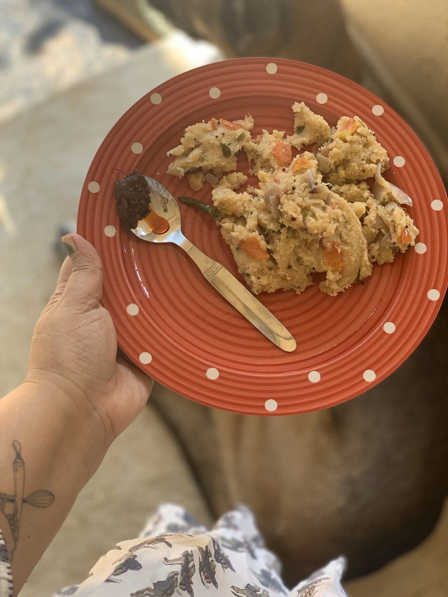 Buttermilk upma for those asking. Made normally but instead of water I used thin buttermilk to cook. I feel it adds a brilliant tang to it and leads to a better texture too