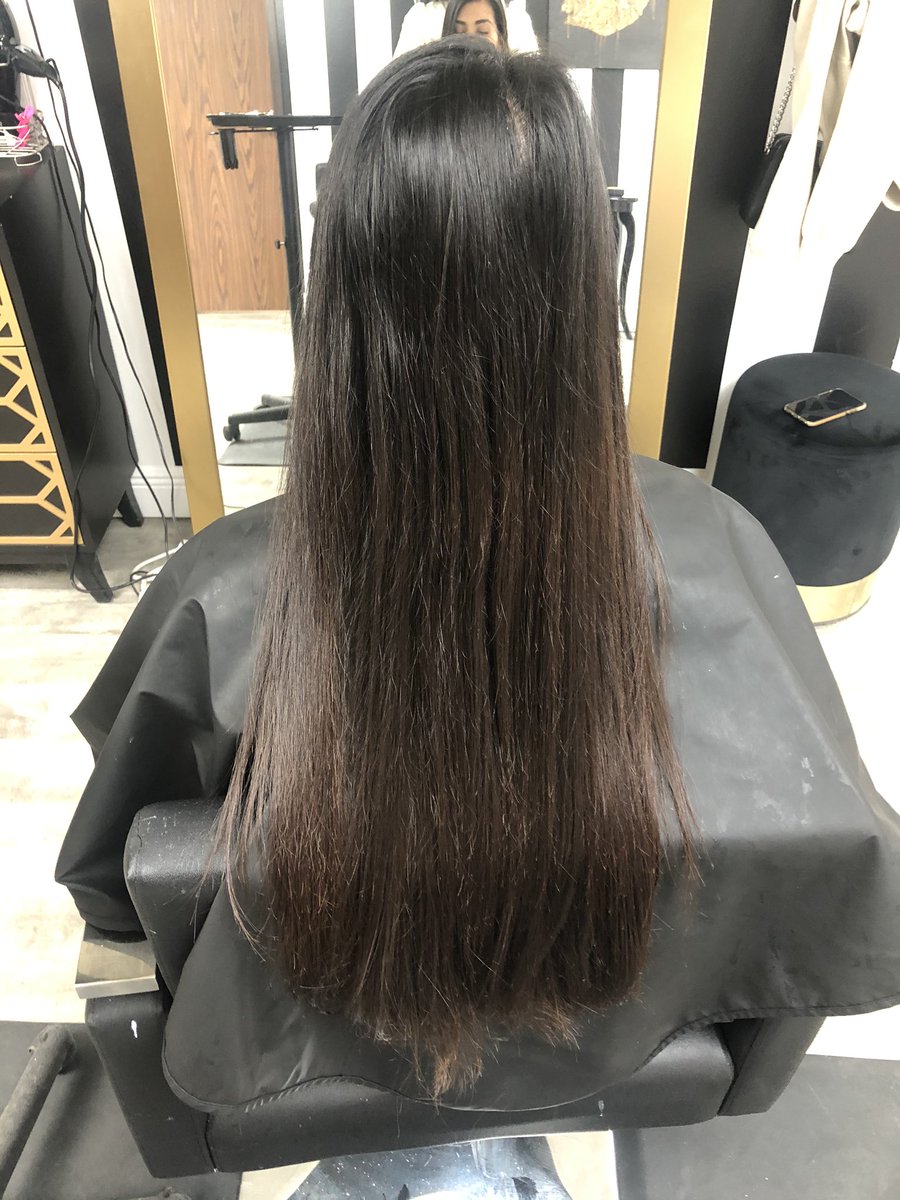 narita003's tweet photo. Subtle balayage π
sheβs always use to her dark hair but we added some dimension something different but not to much thank you for trusting me β¨
I have my books open for April π
Book now while you can ! π
#balayage #subtlebalayage #subtlebalayagehair #redken https://t.co/gwAPV88b7P