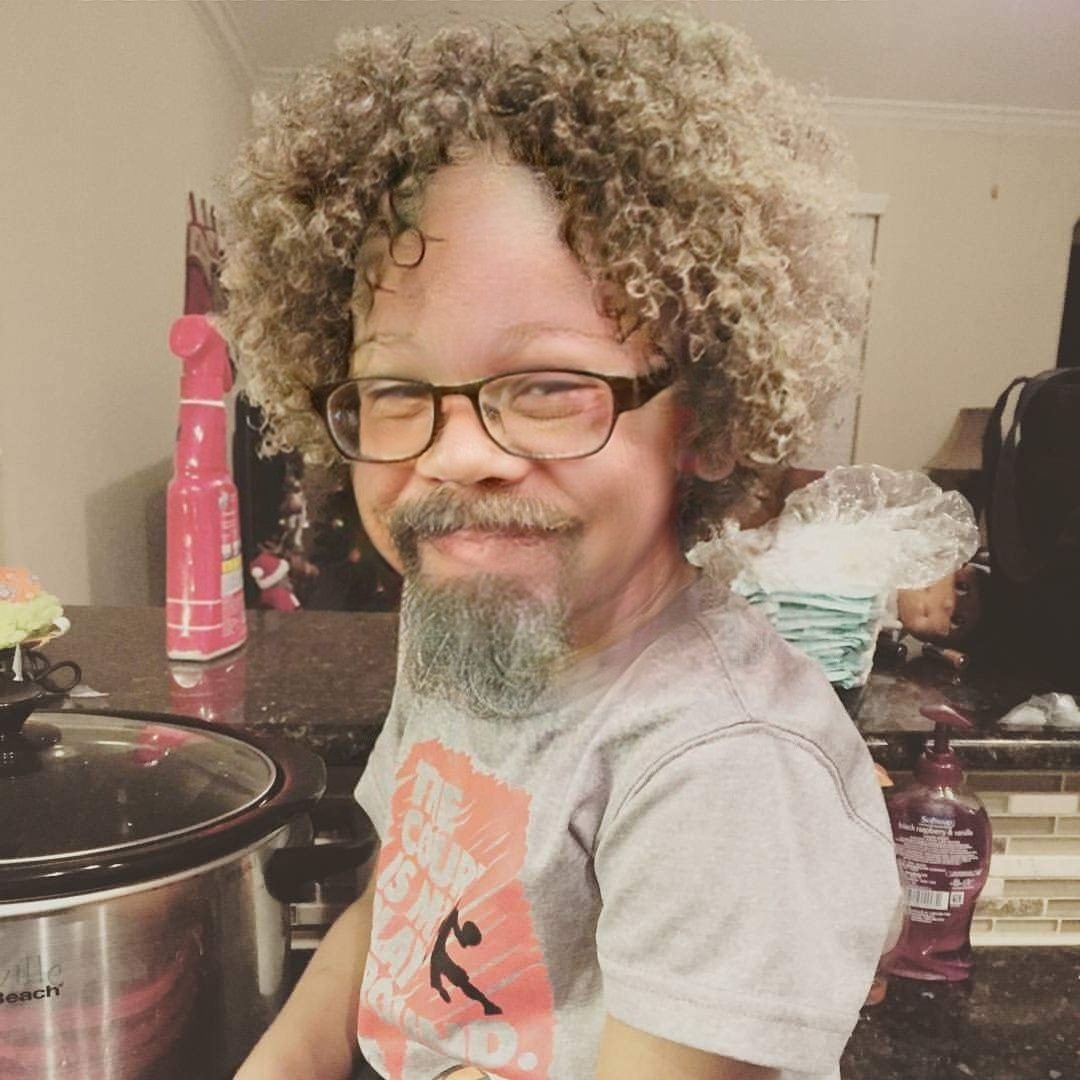 GetJoeCash's tweet image. Nobody:

Me:tryna find the square root of U &amp;amp; I ...🤔🤔