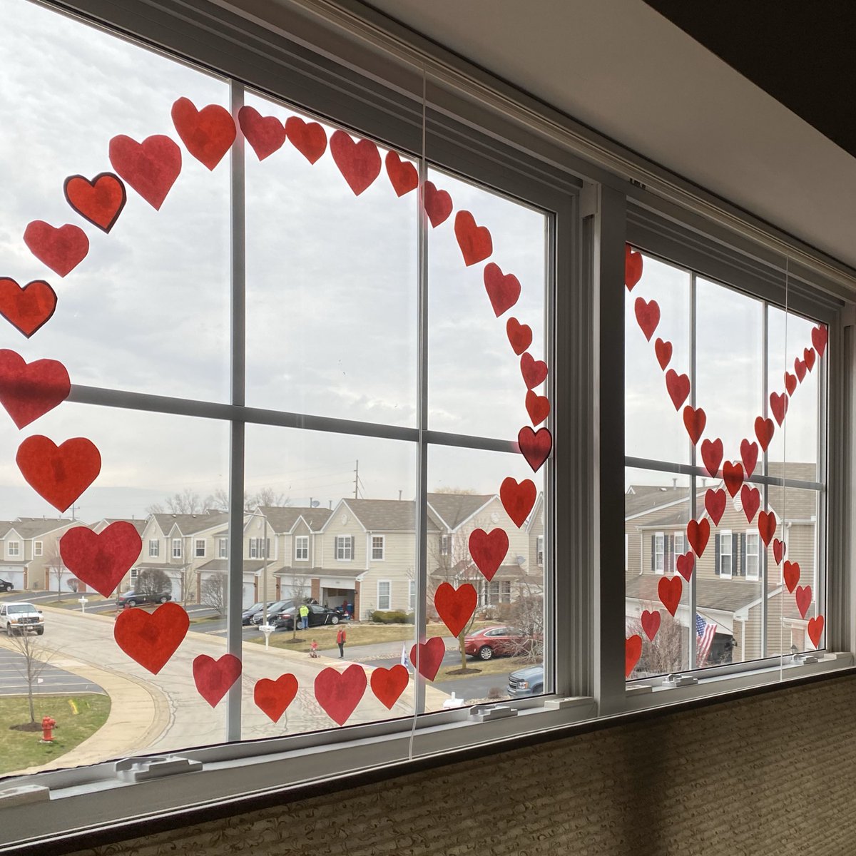 lwcentralpps's tweet photo. #KnightsForPeace We Want to see your ❤️’s @KidsforPeace https://t.co/oC58FRXRQz